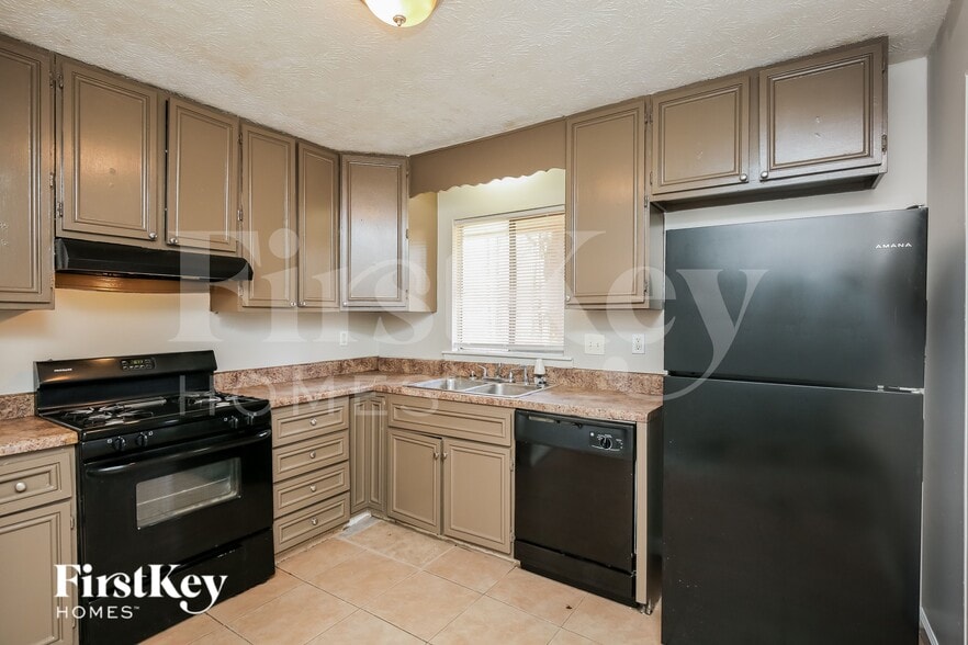 Building Photo - 1080 Buckhurst Dr