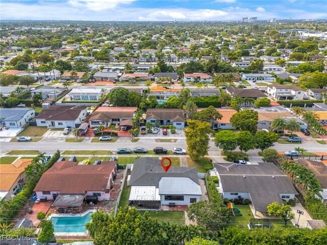 Building Photo - 1815 SW 85th Ct