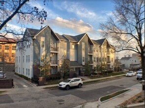 Building Photo - North Terrace Property Management