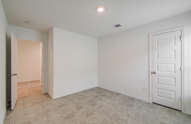 Building Photo - 7527 Cynomys Ct