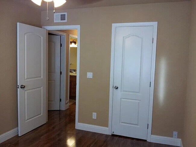 Building Photo - 11543 Quartz Dr