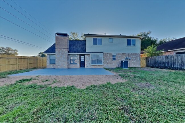 Building Photo - 7443 Kite Hill Dr