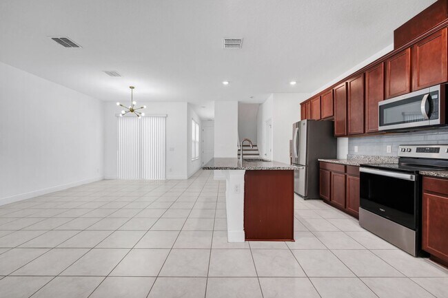 Building Photo - 7381 Alpine Butterfly Ln