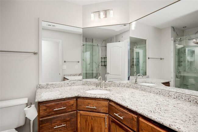 Building Photo - 6000 Shepherd Mountain Cove