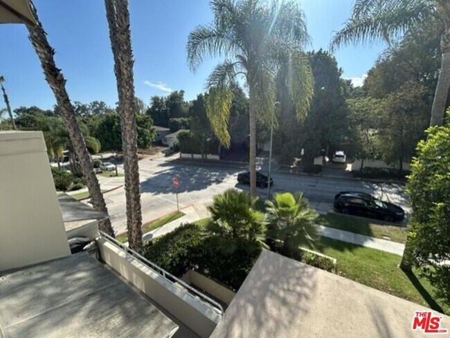 Building Photo - 11099 Ophir Dr