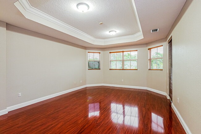 Building Photo - 15251 SW 26th Terrace