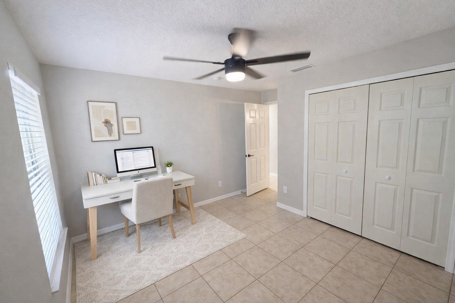 Building Photo - 215 S Boyd St