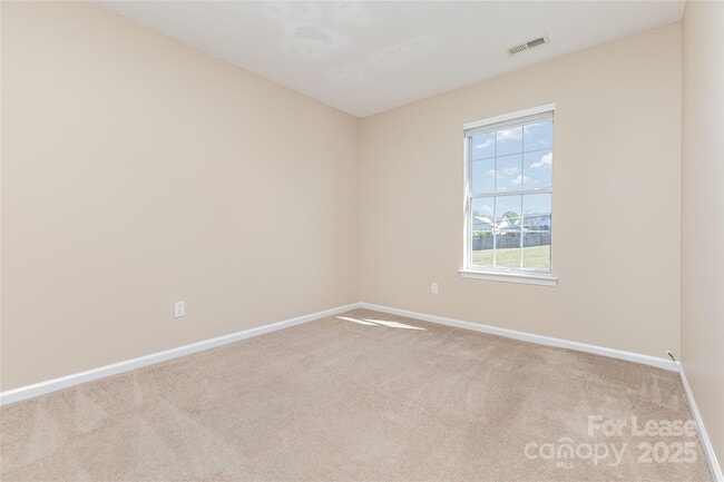 Building Photo - 9626 Kenneth Glenn Dr