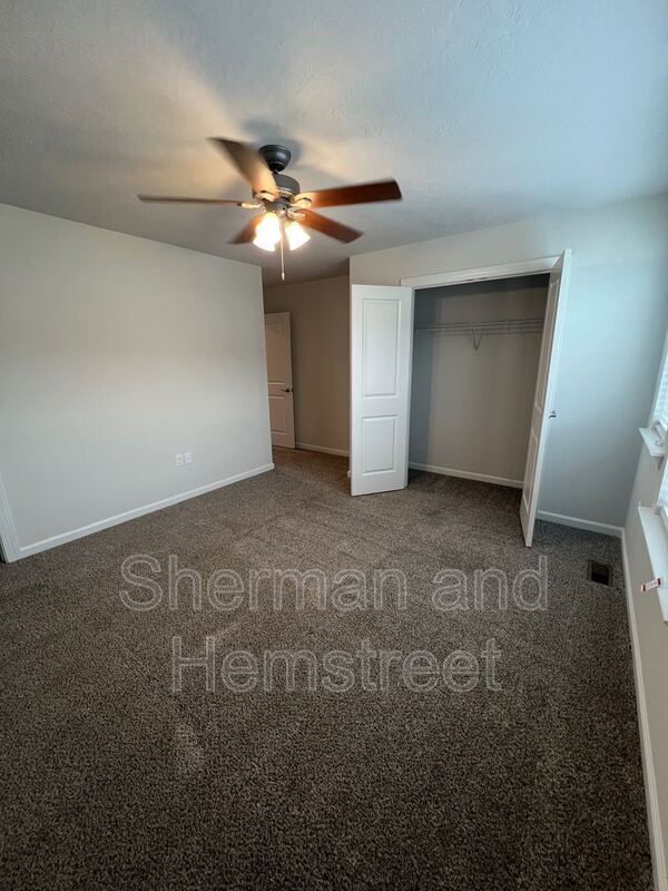 Building Photo - 5036 Mimosa Dr