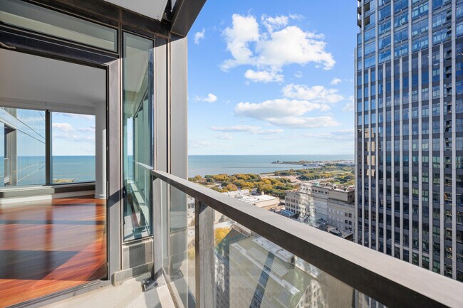 Building Photo - 60 E Monroe St