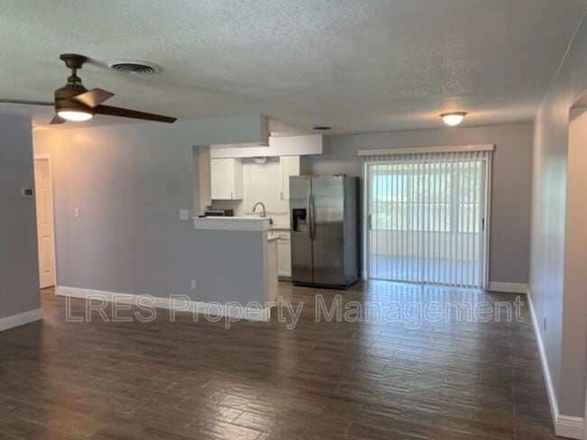 Building Photo - 7116 Nathan Ct