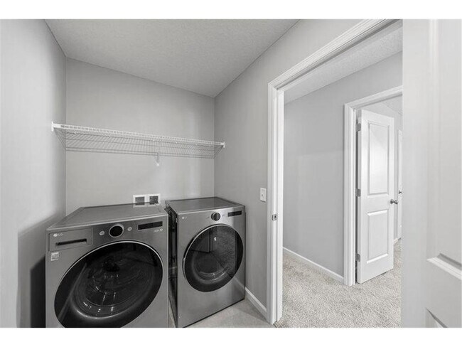 Building Photo - 10269 Goodview Cir