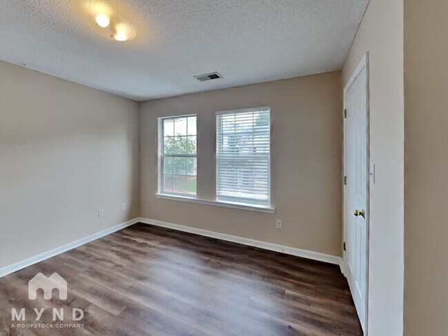 Building Photo - 3607 Ginnis Rd