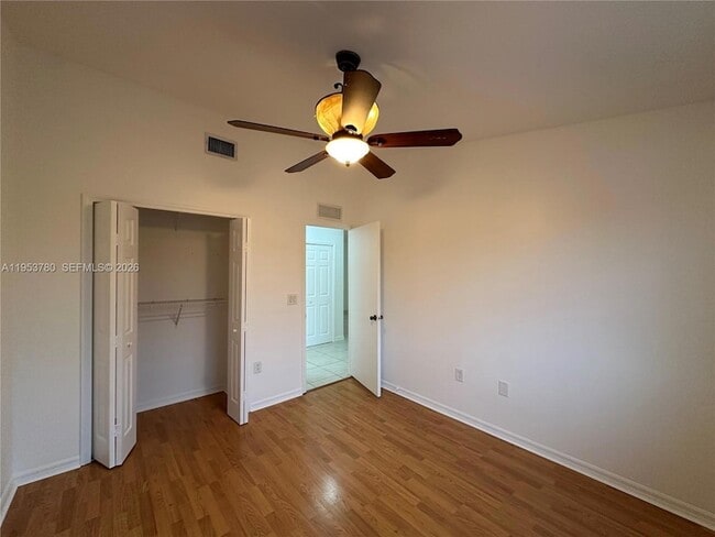 Building Photo - 1261 SE 27th St