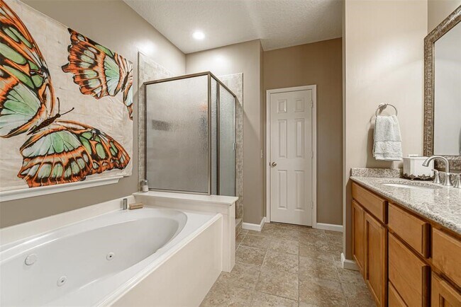 Building Photo - 9815 Rock Pass Dr