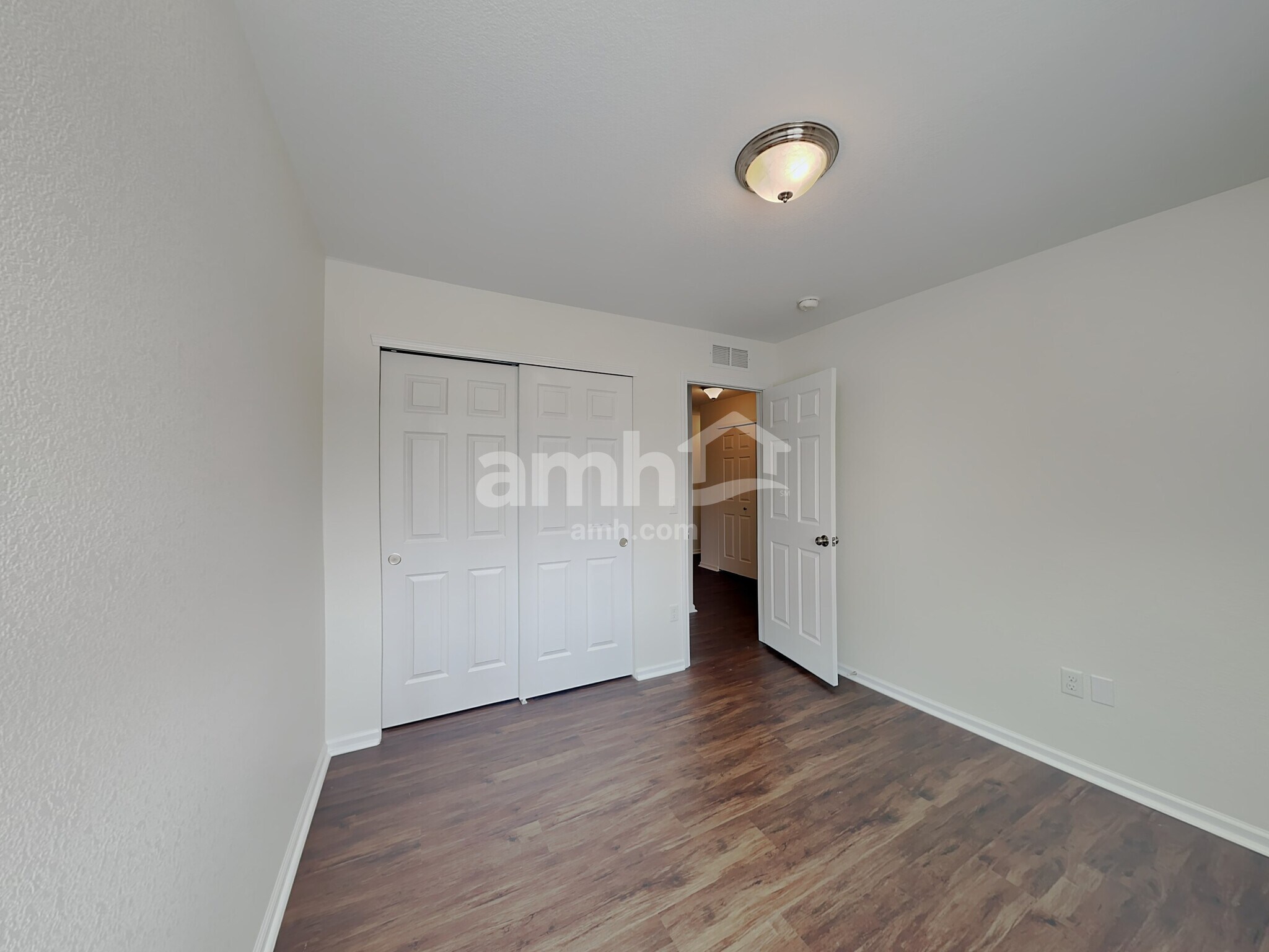 Building Photo - 4574 Cole Dr