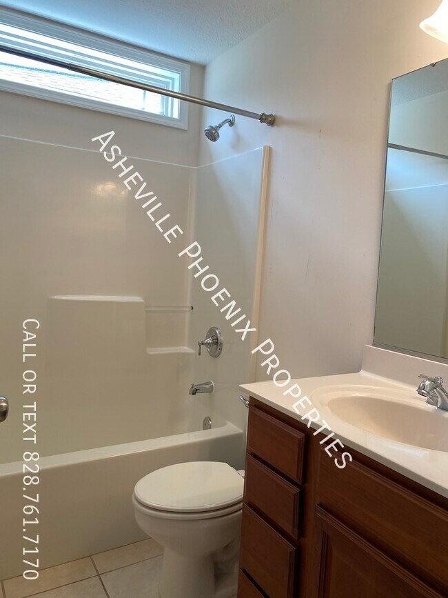 Building Photo - 41 Sunview Cir
