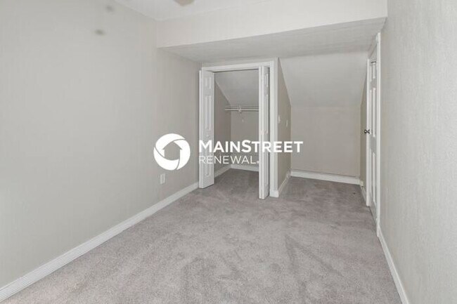 Building Photo - 4 Bedroom Pet-Friendly Home in Lake Worth,...