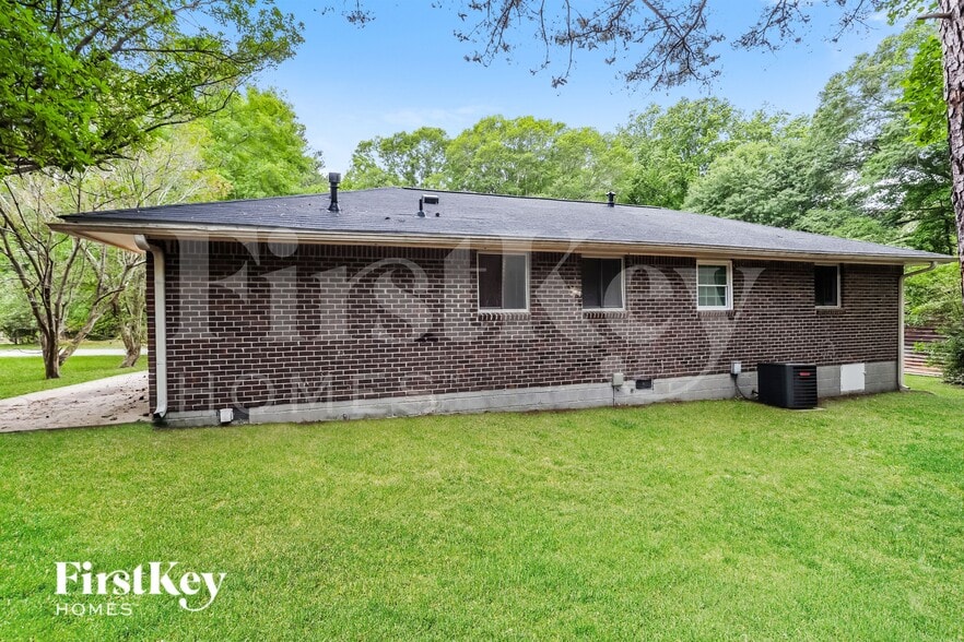 Building Photo - 1334 Labelle St