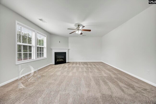 Building Photo - 629 Kimpton Dr