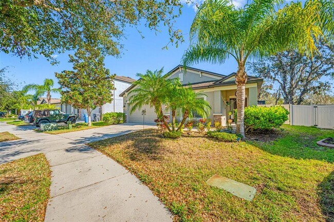 Building Photo - 11652 Palmetto Pine St
