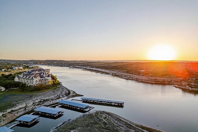 Building Photo - 3308 Parliament Cove