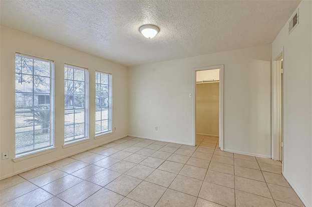 Building Photo - 19311 Lazy Valley Dr