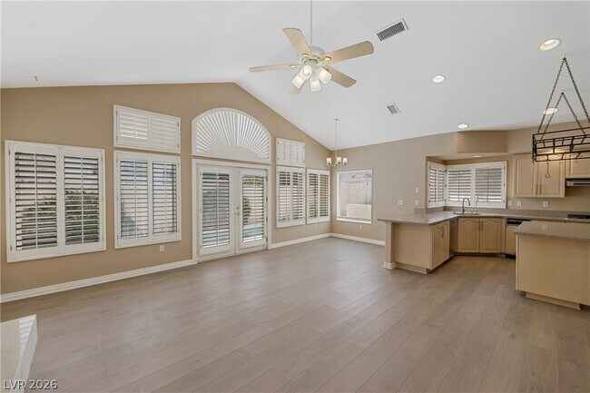 Building Photo - 8133 Horizon Lake Dr