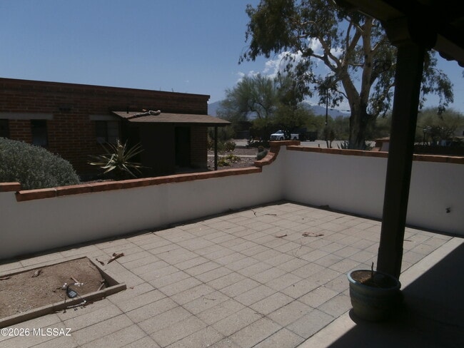 Building Photo - 478 S Paseo Cerro