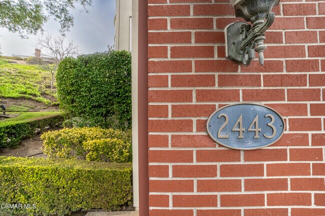 Building Photo - 2443 Swanfield Ct