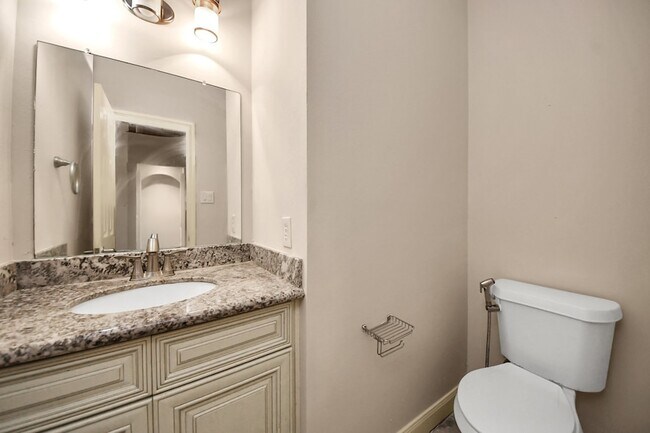 Building Photo - 6314 Holly Canyon Ct