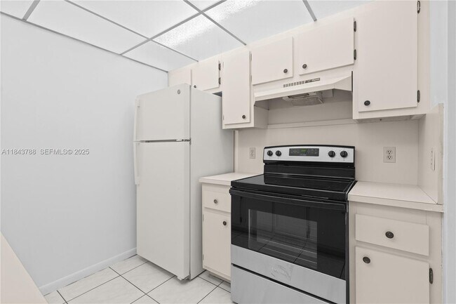 Building Photo - 101 SW 132nd Way