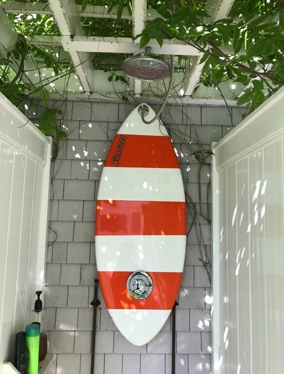 Building Photo - 111 Shore Dr