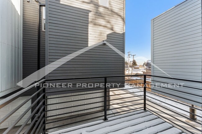 Building Photo - 1460 Wolff St