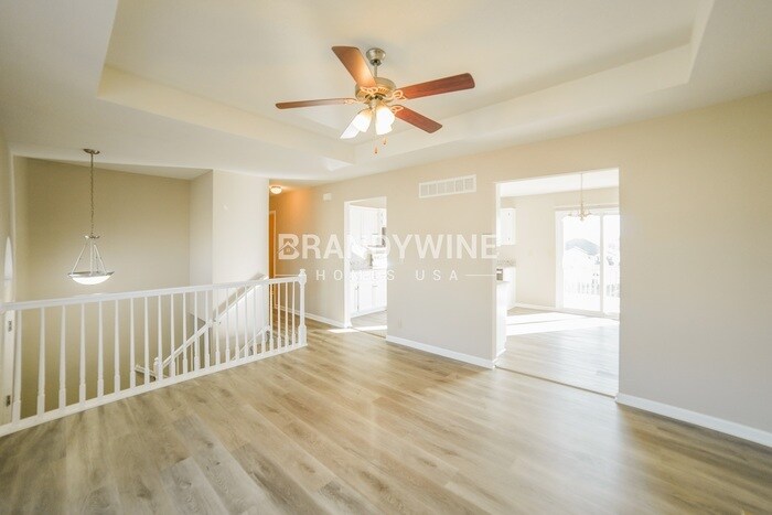 Building Photo - 1607 NW High View Dr