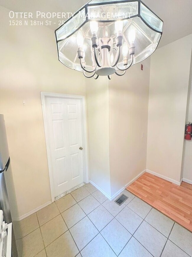 Building Photo - 1528 N 18th St
