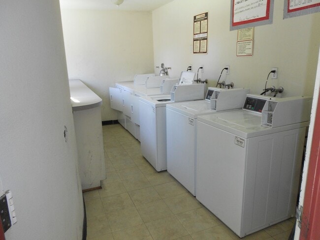 Building Photo - Lovely One bedroom Apartment in City Heights