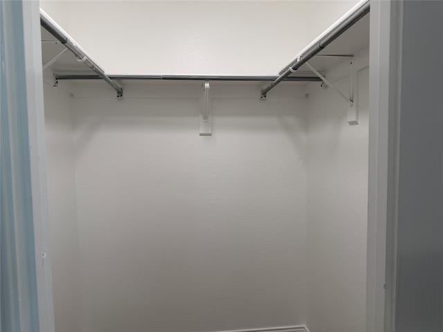 Building Photo - 12905 Kleberg Rd