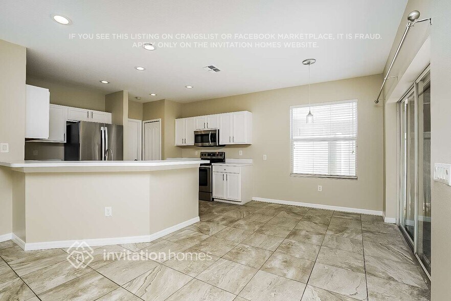 Building Photo - 25926 Terrawood Loop