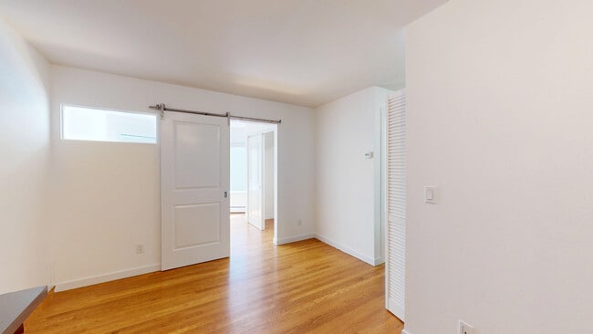 Building Photo - 759 Green St