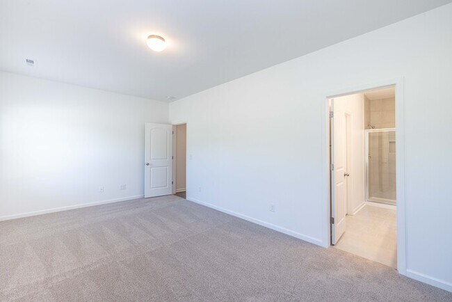 Building Photo - 4 Bedroom Home - Stonebridge Fairways - AV...