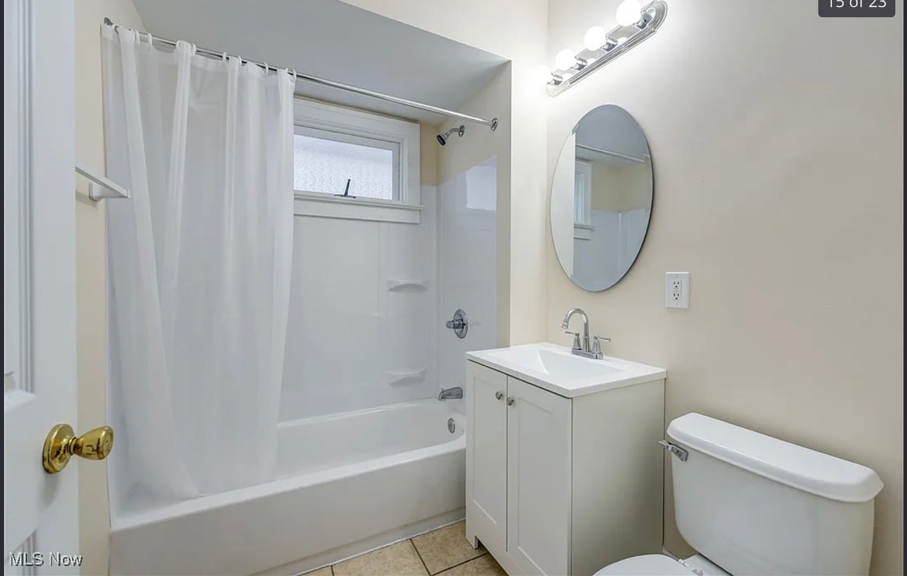 Building Photo - 2085 Chesterland Ave