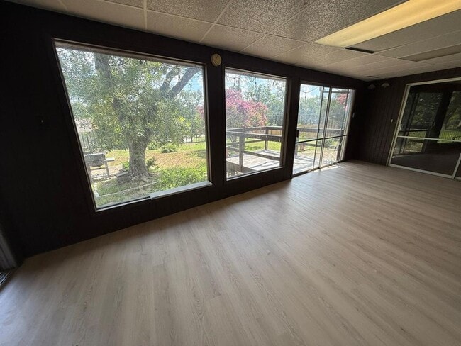 Building Photo - 209 W Mimosa Cir