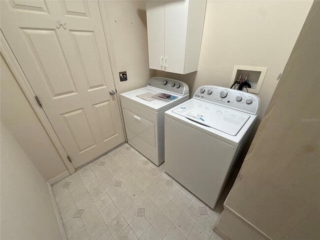 Building Photo - 2204 Crawford Ct