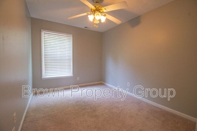 Building Photo - 6839 Shawcross Ln