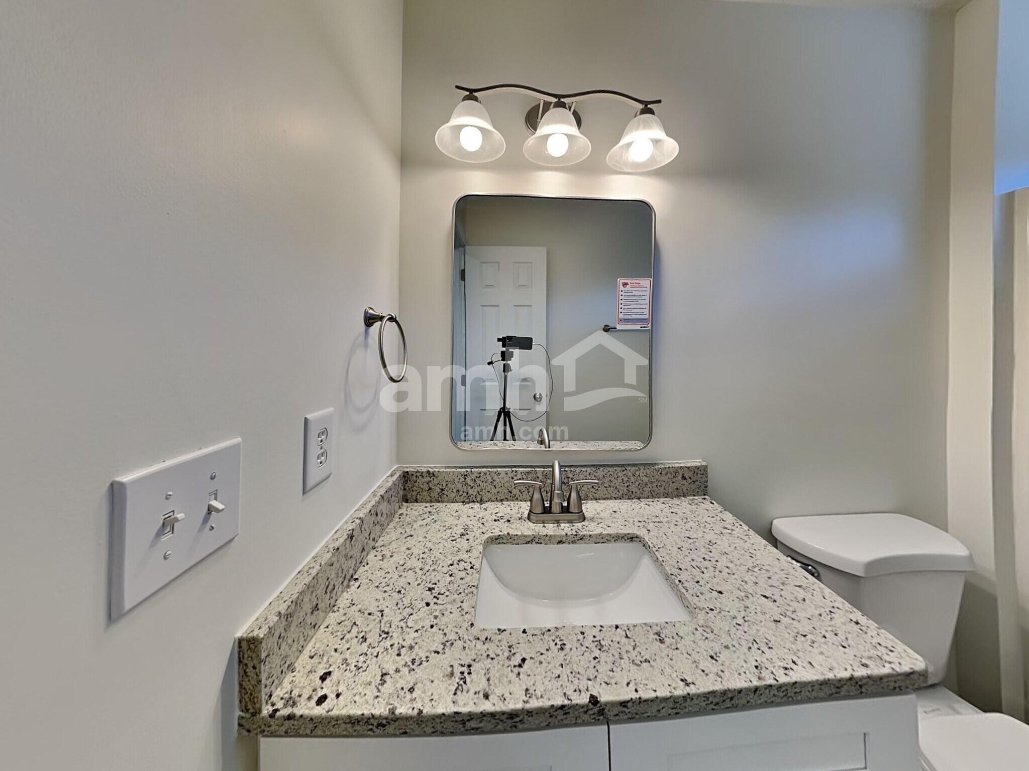 Building Photo - 12619 Waterfall Pl