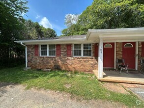 Building Photo - Love Thy Neighbors!