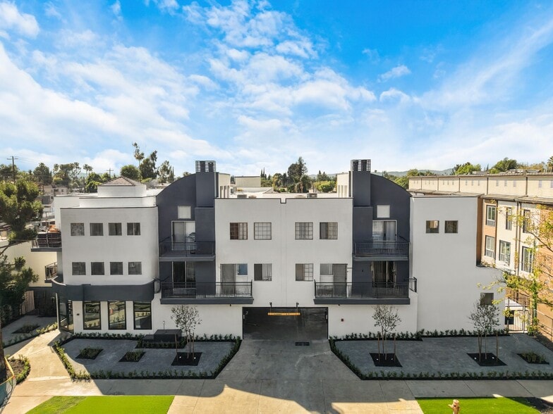 Building Photo - Haskell Village Apartments