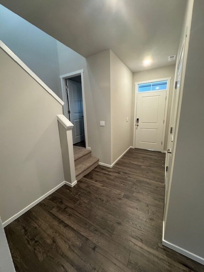 Building Photo - Brand New 2025 Home in Bakerview