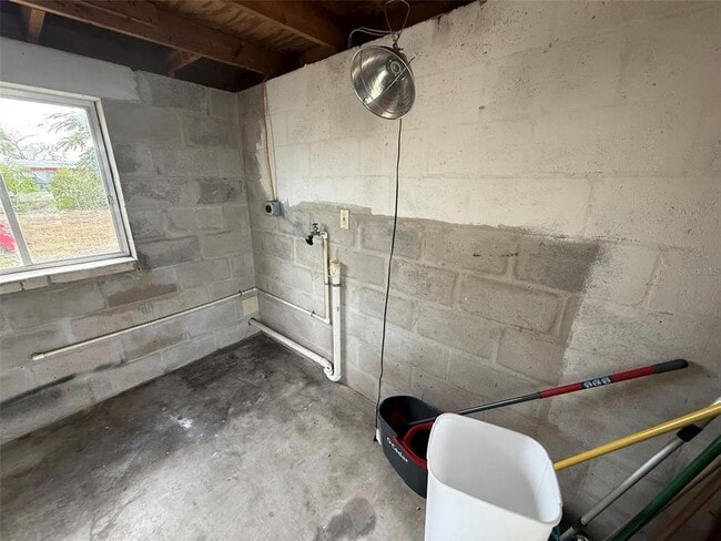 Building Photo - 1149 Brown St